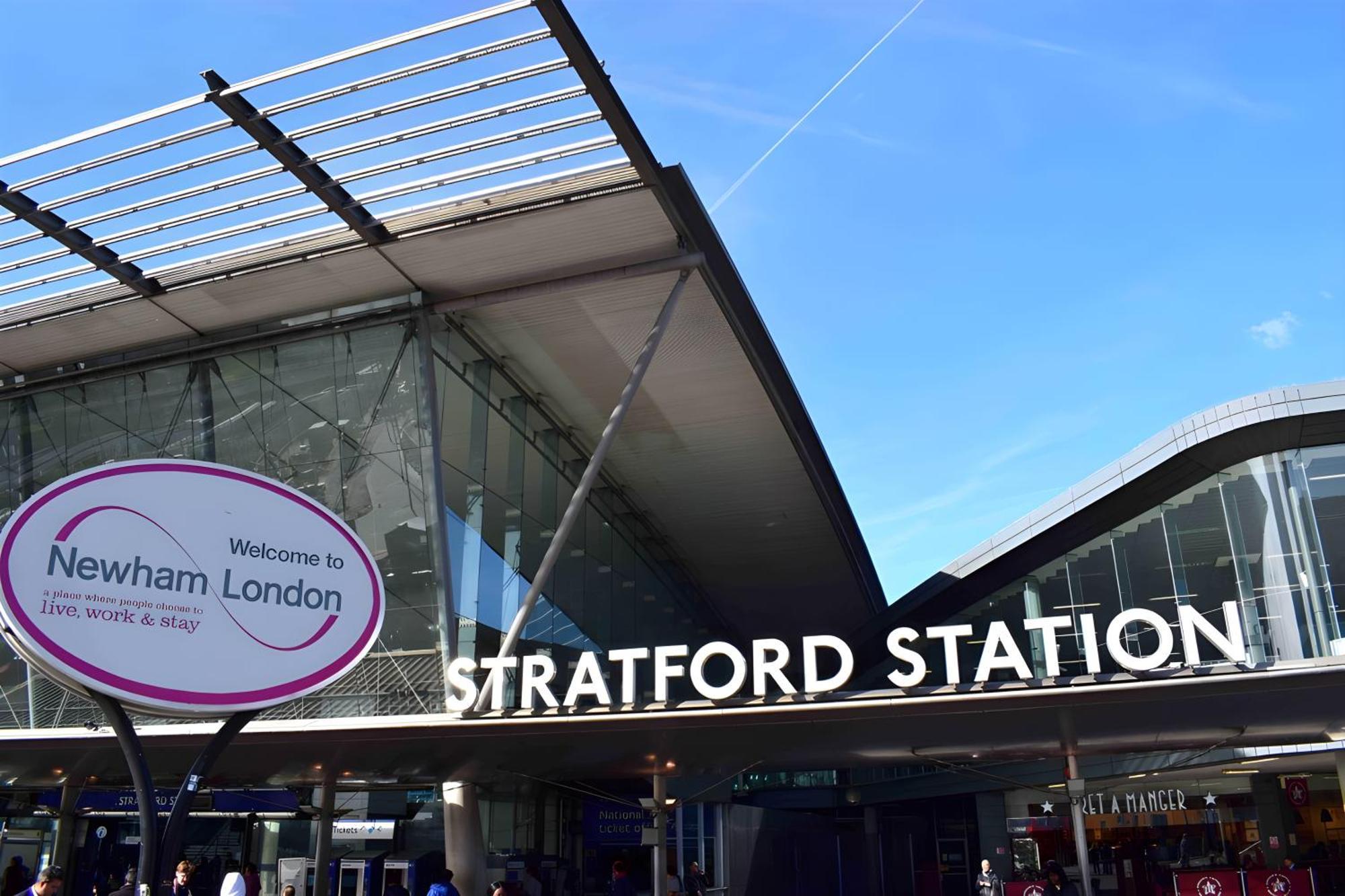 Ferienwohnung Stylish 2-Bed In Stratford London Exterior foto